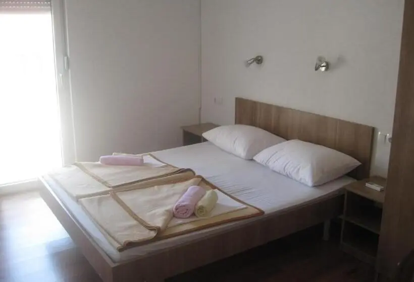 اتاق استاندارد با بالکن, Rooms Ivan Popić