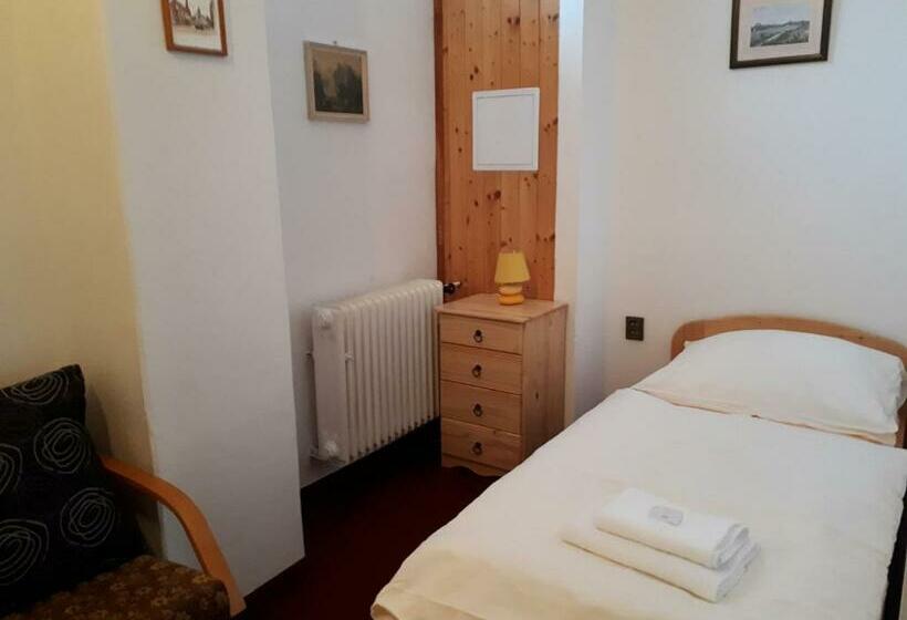 Номер Стандарт Трехместный, Garni Belveder