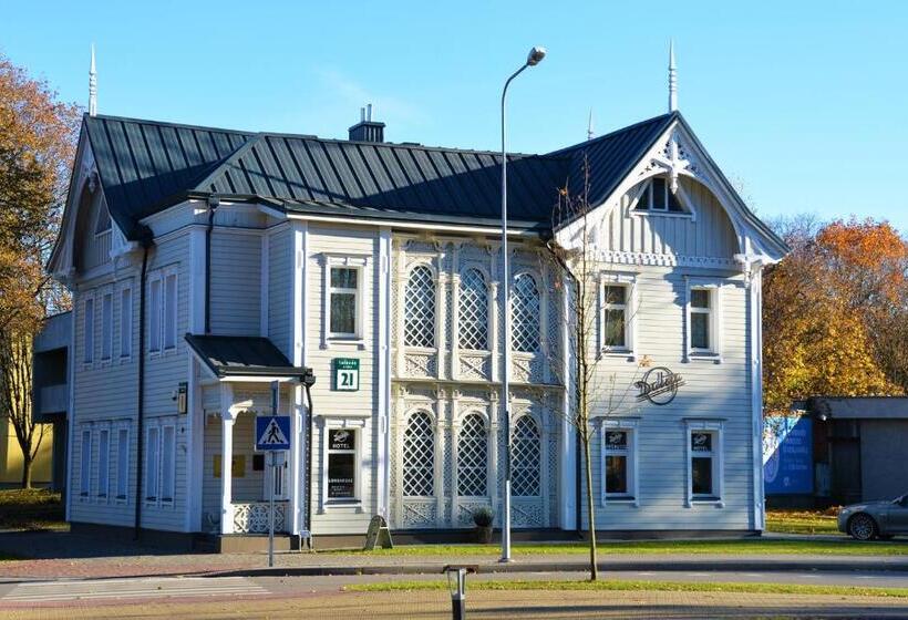 اتاق اکونومی, Dalija