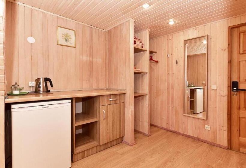 اتاق اکونومی, Dalija