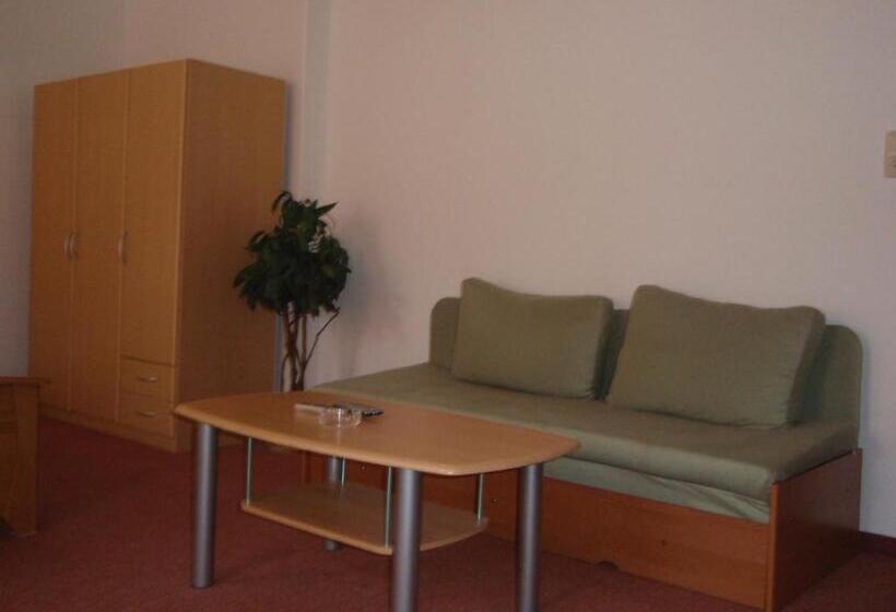 Номер Стандарт Трехместный, Penzion Haus Regrus