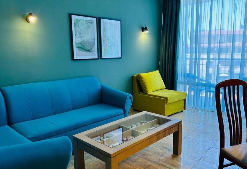 １ベッドルームアパートメント, Queen Nelly