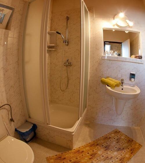 דירת חדר, Pension Karst Blansko