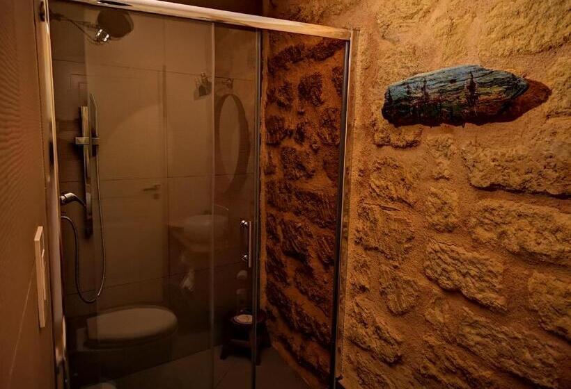 اتاق استاندارد, Aljama Downtown B&b