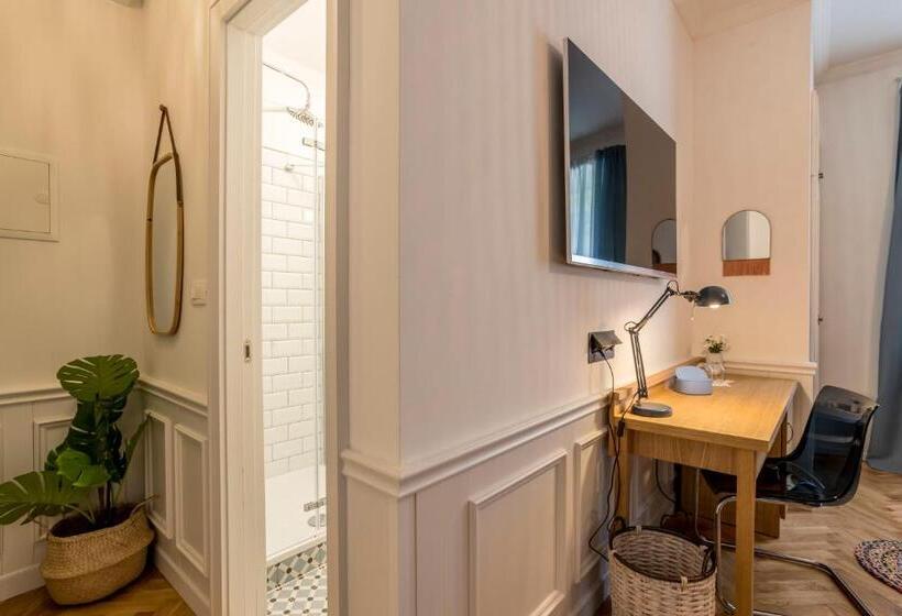 디럭스 룸 킹사이즈 침대, Evala Luxury Rooms With Pool And Garden