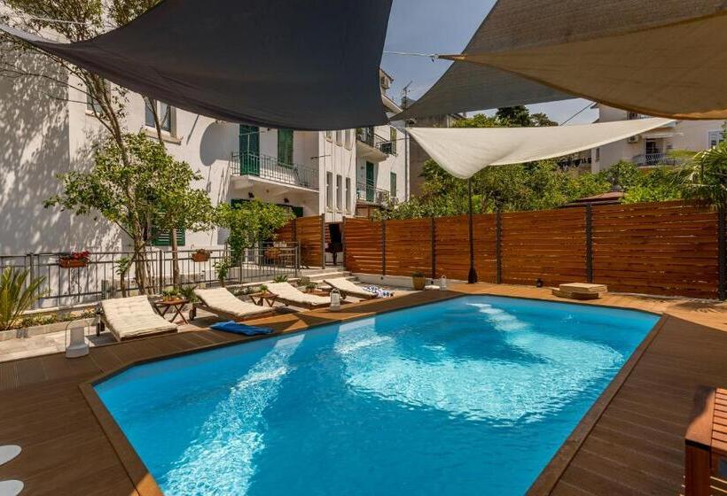 발코니 디럭스 룸, Evala Luxury Rooms With Pool And Garden