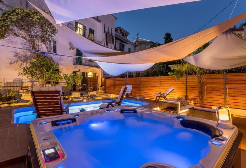 Номер Стандарт, Evala Luxury Rooms With Pool And Garden