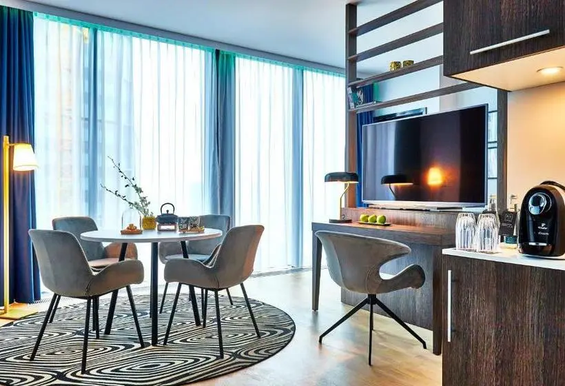 سوییت خانوادگی, Nyx Hotel Warsaw By Leonardo Hotels