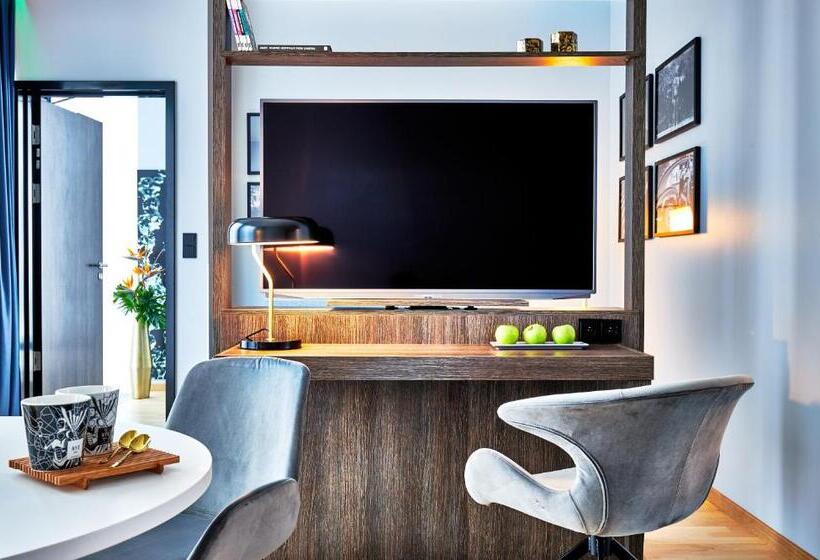 Family Suite, Nyx Hotel Warsaw By Leonardo Hotels