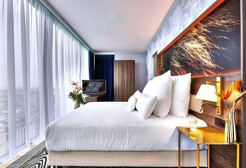 سوییت جونیور, Nyx Hotel Warsaw By Leonardo Hotels
