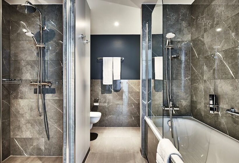 Полулюкс, Nyx Hotel Warsaw By Leonardo Hotels
