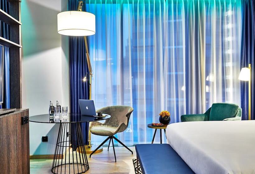 スーペリアールーム, Nyx Hotel Warsaw By Leonardo Hotels