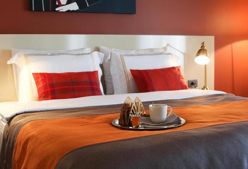 コネクティングルーム(家族用)。, The Fox