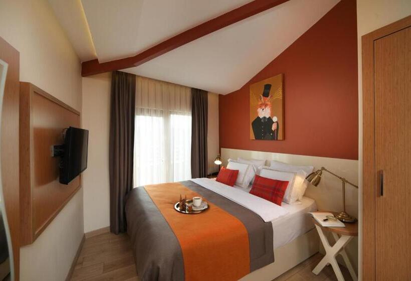 テラス付きデラックスルーム, The Fox