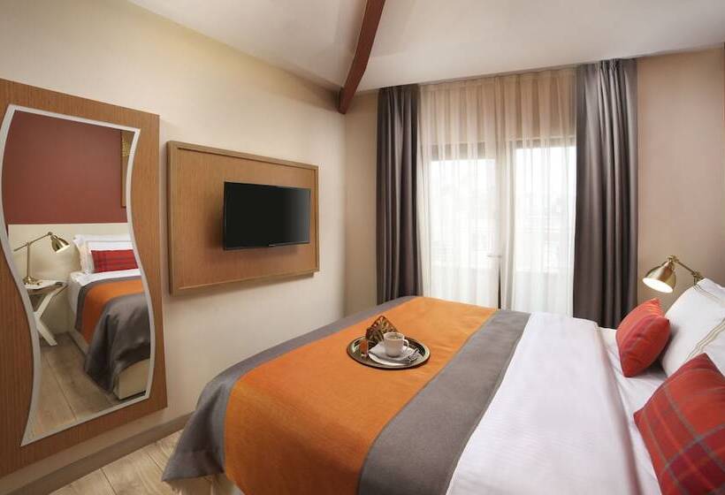 Deluxe Room with Terrace, The Fox