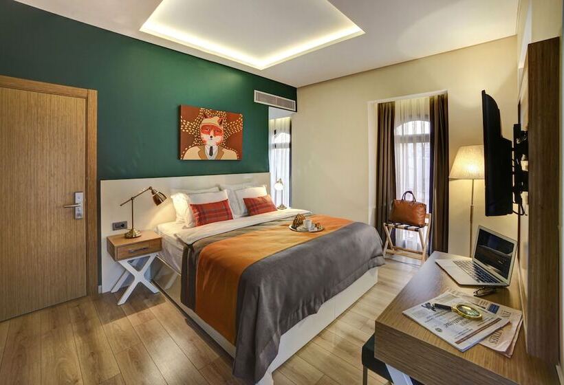 デラックスルーム, The Fox