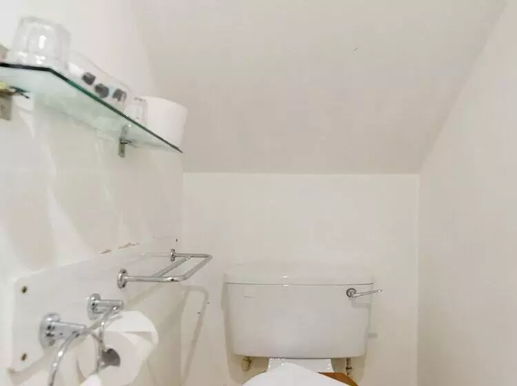 スタンダードルーム, Arden Guest House