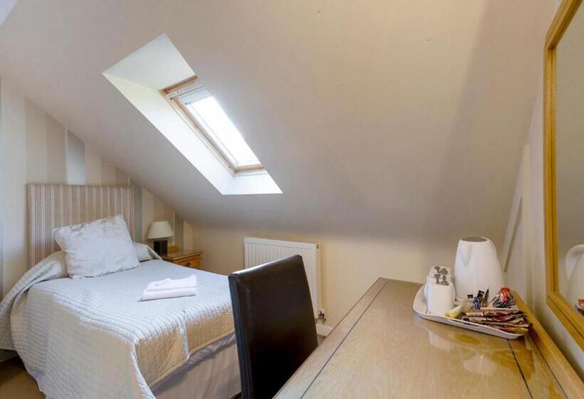 Четырехместный Номер Стандарт, Arden Guest House