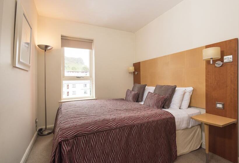 침실 2개 아파트, Holyrood Apart