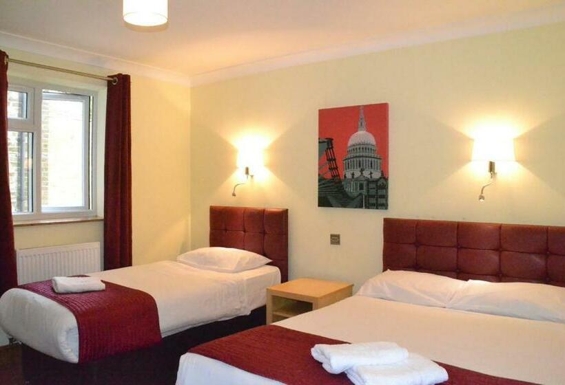 Номер Стандарт Трехместный, 65