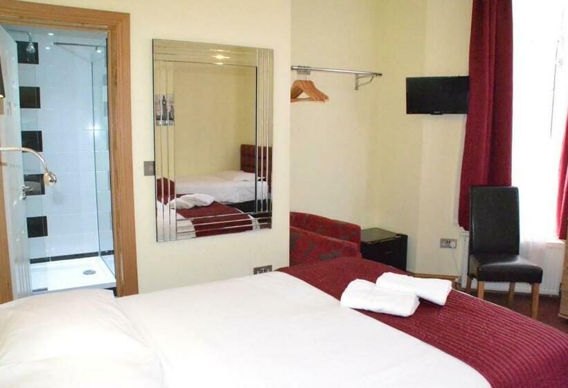 Номер Стандарт Трехместный, 65