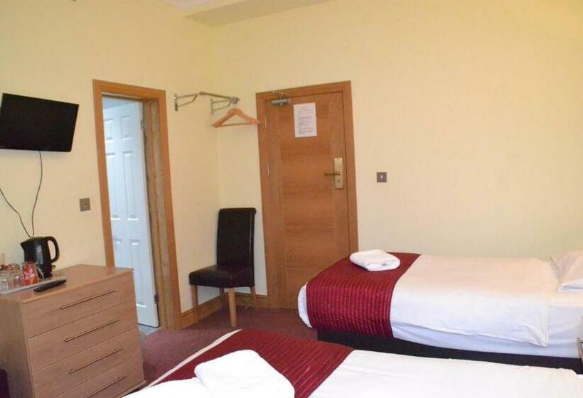 Номер Стандарт Трехместный, 65