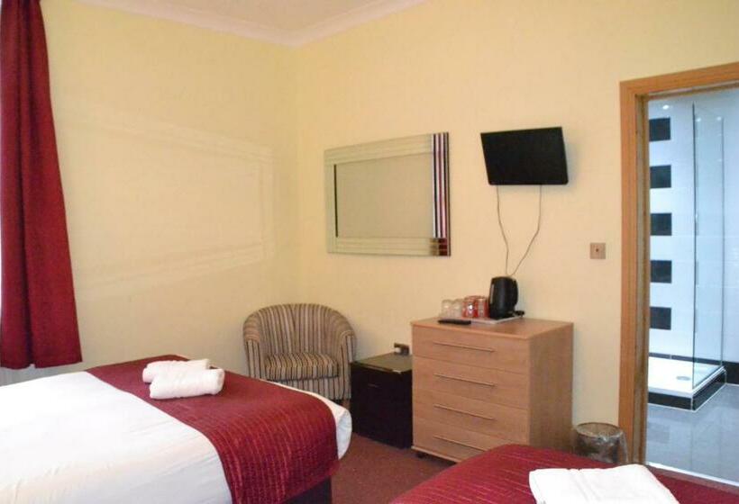 Номер Стандарт Трехместный, 65