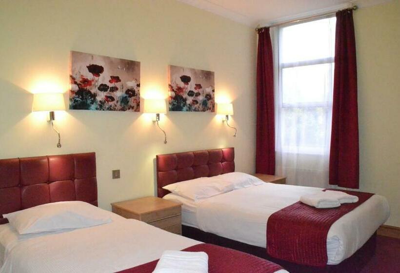 Номер Стандарт Трехместный, 65