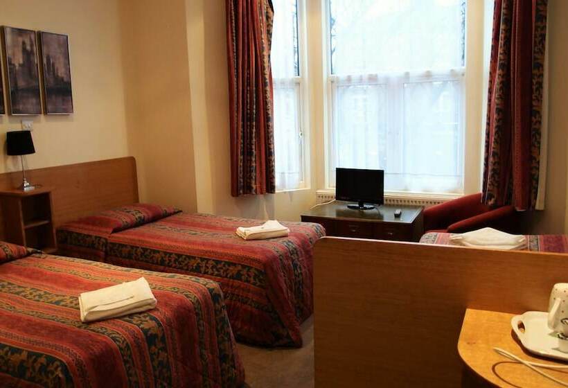 Номер Стандарт Трехместный, 65