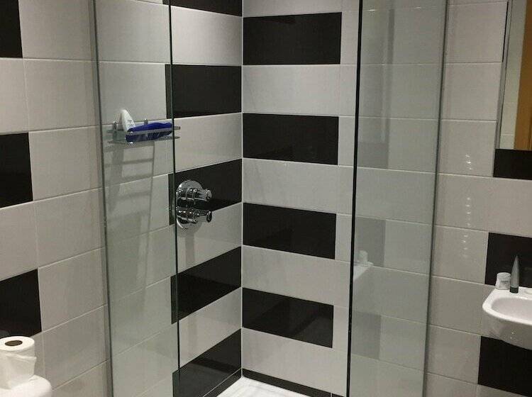 Номер Стандарт Трехместный, 65