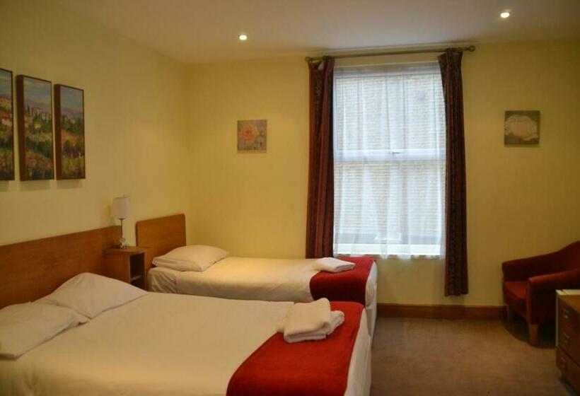 Четырехместный Номер Стандарт, 65