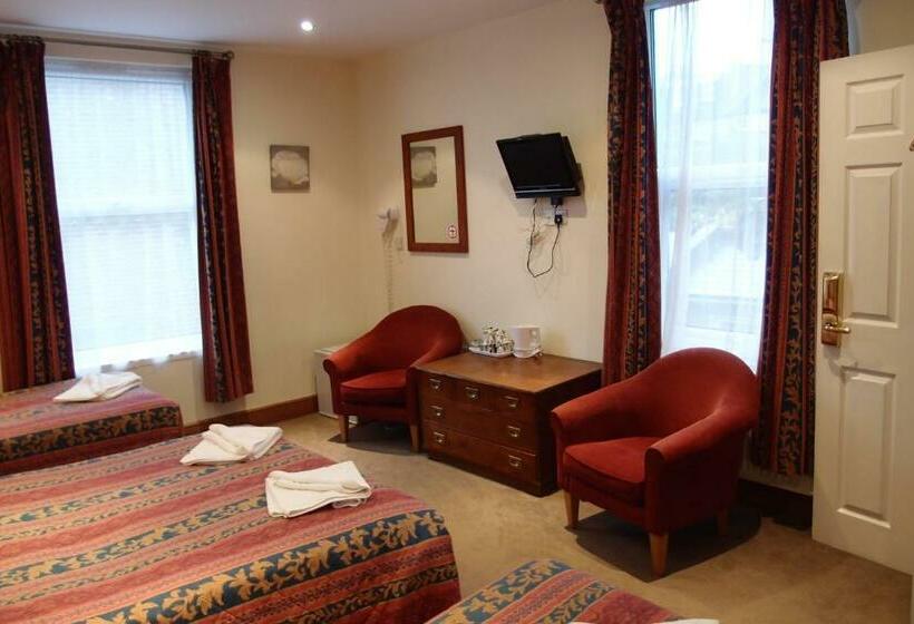 Четырехместный Номер Стандарт, 65