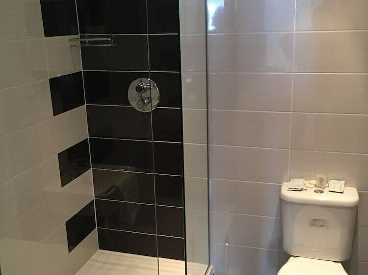 Четырехместный Номер Стандарт, 65