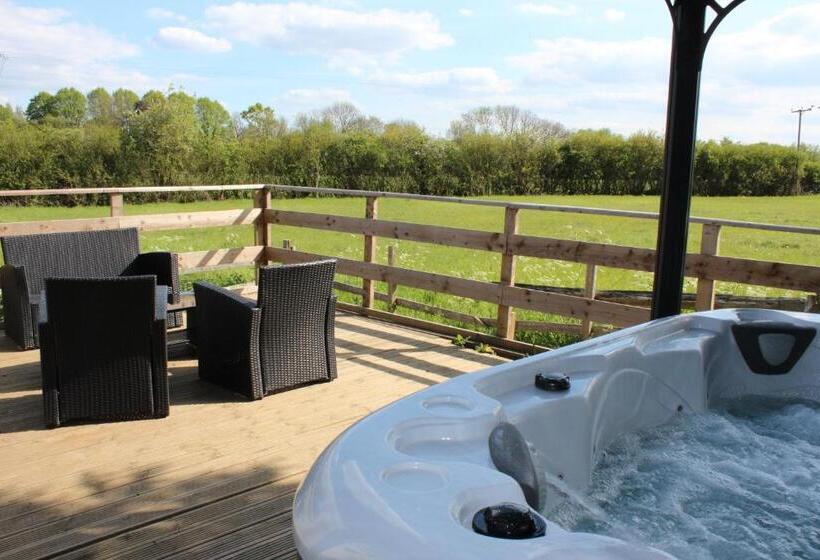 Апартаменты 1 Спальня Вид на Сад, Badgers Mount