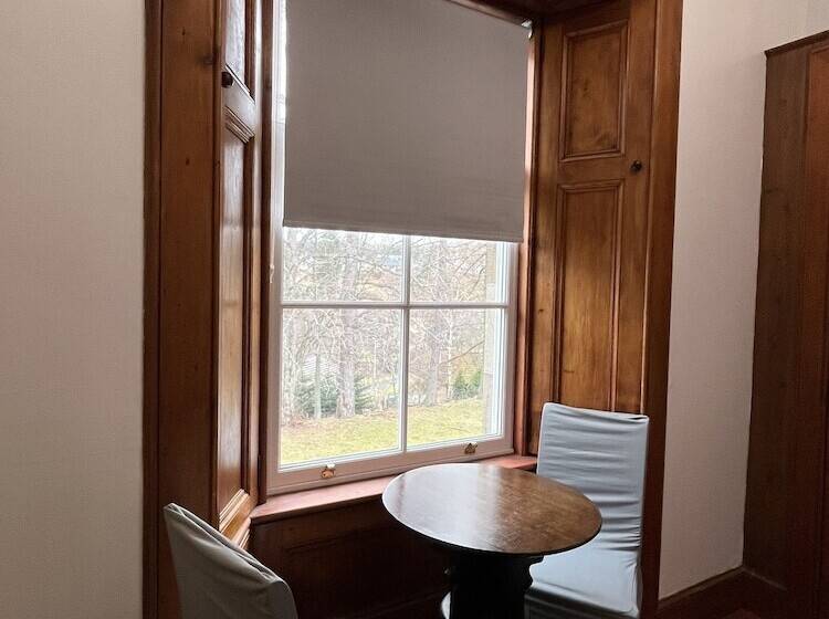 Классический Номер, Columba House