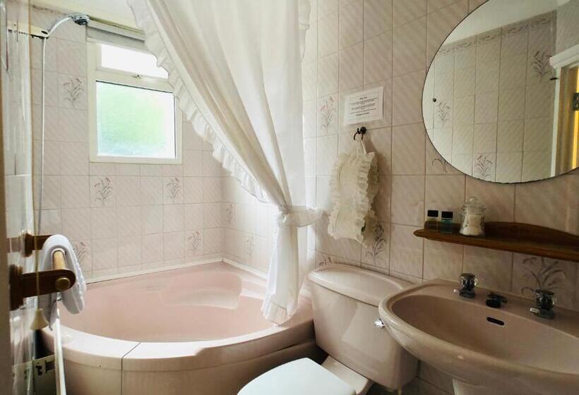 اتاق پریمیوم یک تخته, Glenorleigh