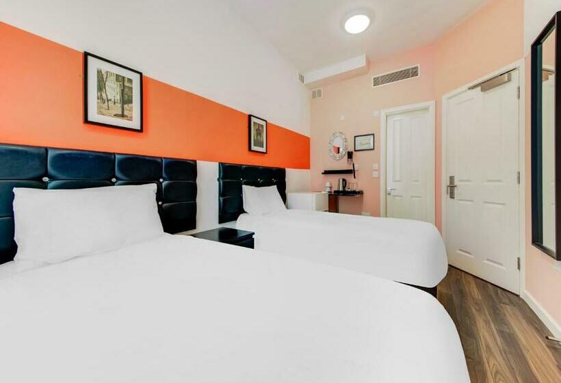 Номер Deluxe, Grantly