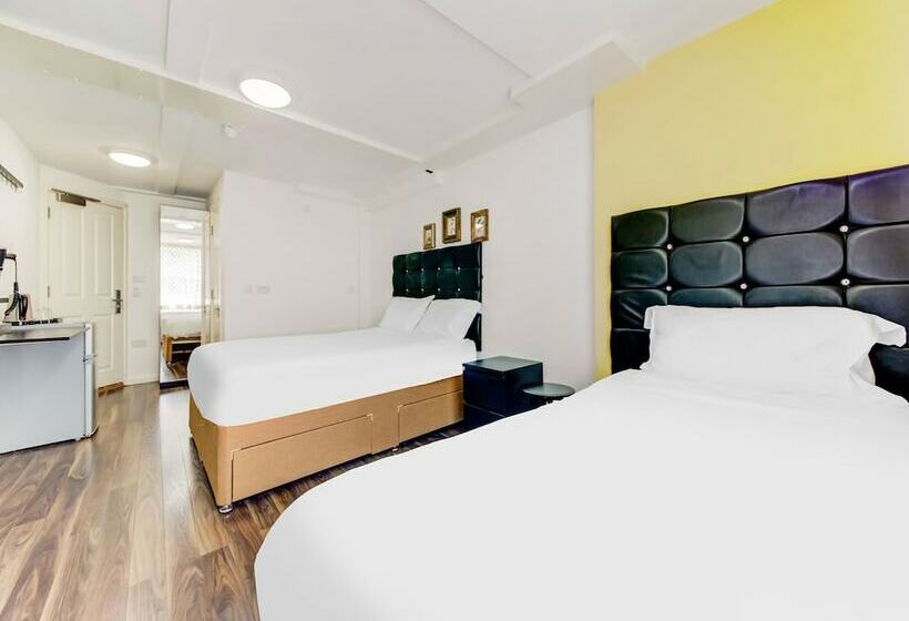 四人豪华间, Grantly