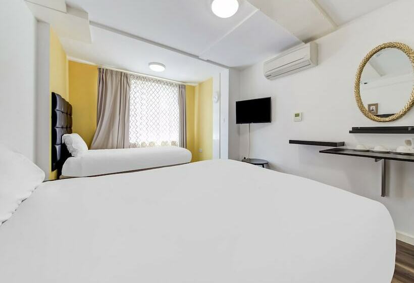 Четырехместный Номер Deluxe, Grantly