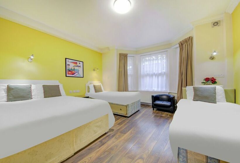 标准三人间, Grantly