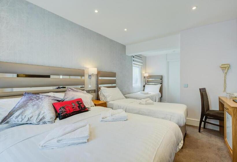 スタンダード４人部屋, Kingswaypark Hotel At Park Avenue