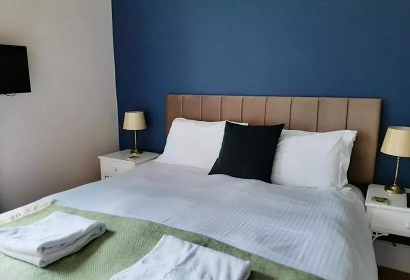 Chambre Standard Vue Jardin, Laston House