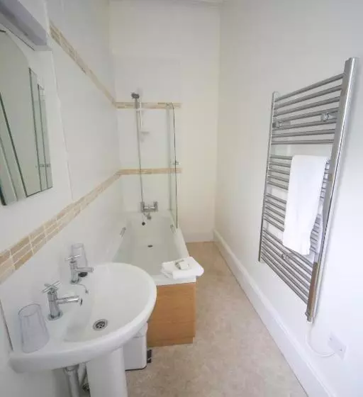 Chambre Standard Vue Jardin, Laston House