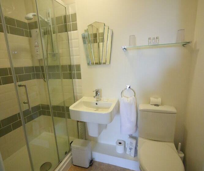 اتاق استاندارد با چشمانداز دریا, Laston House