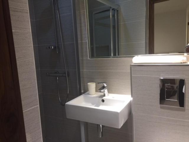 غرفة قياسية, Leisure Inn