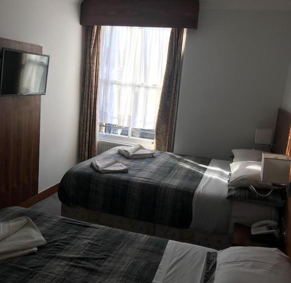 غرفة قياسية ثلاثية, Leisure Inn