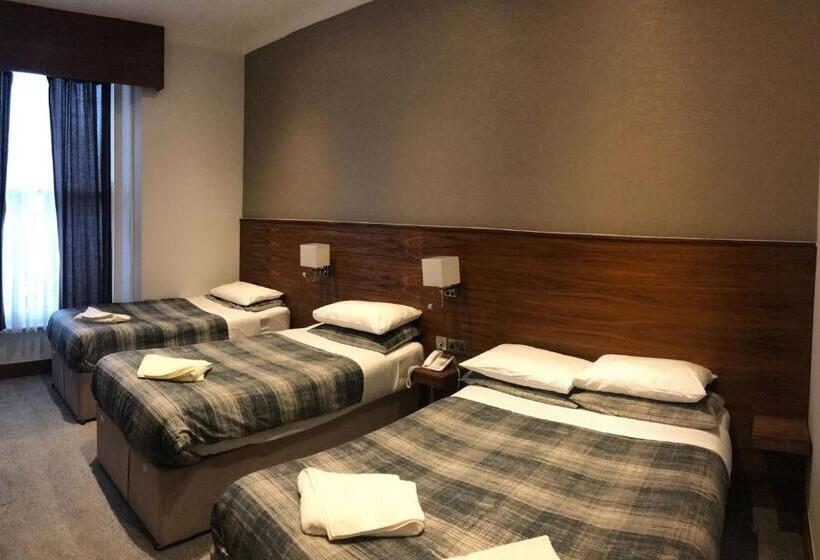 غرفة قياسية رباعية, Leisure Inn