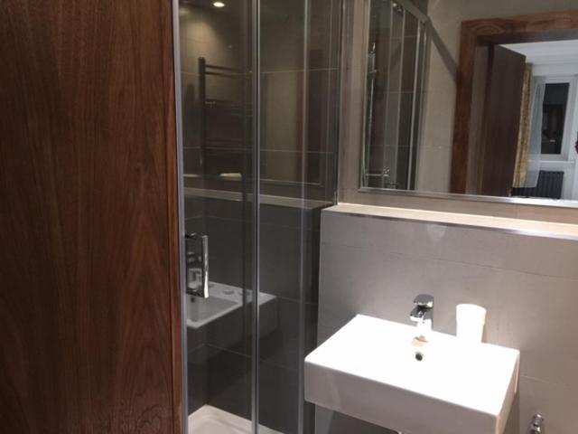 غرفة قياسية فردية حمام مشترك, Leisure Inn