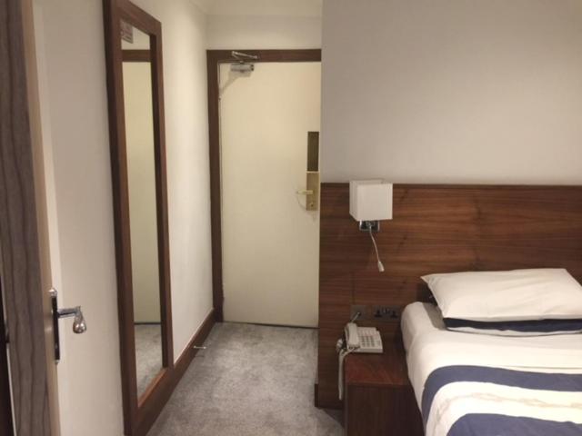 غرفة قياسية فردية, Leisure Inn