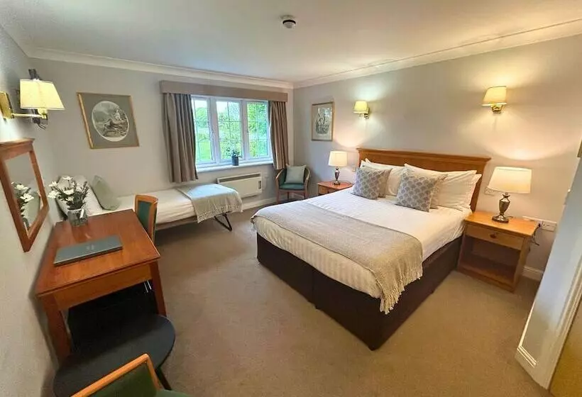 Perhehuone, New Forest Lodge